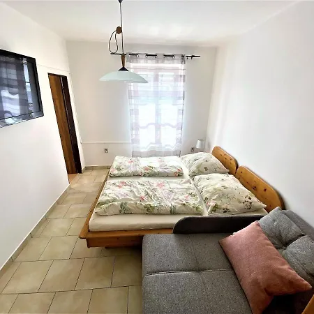 Apartman Prachatice Διαμέρισμα *